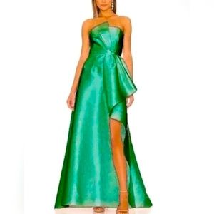 NEW Elliiatt Revolve Maxi Protea Gown in Emerald Green with Faux Back Buttons XS